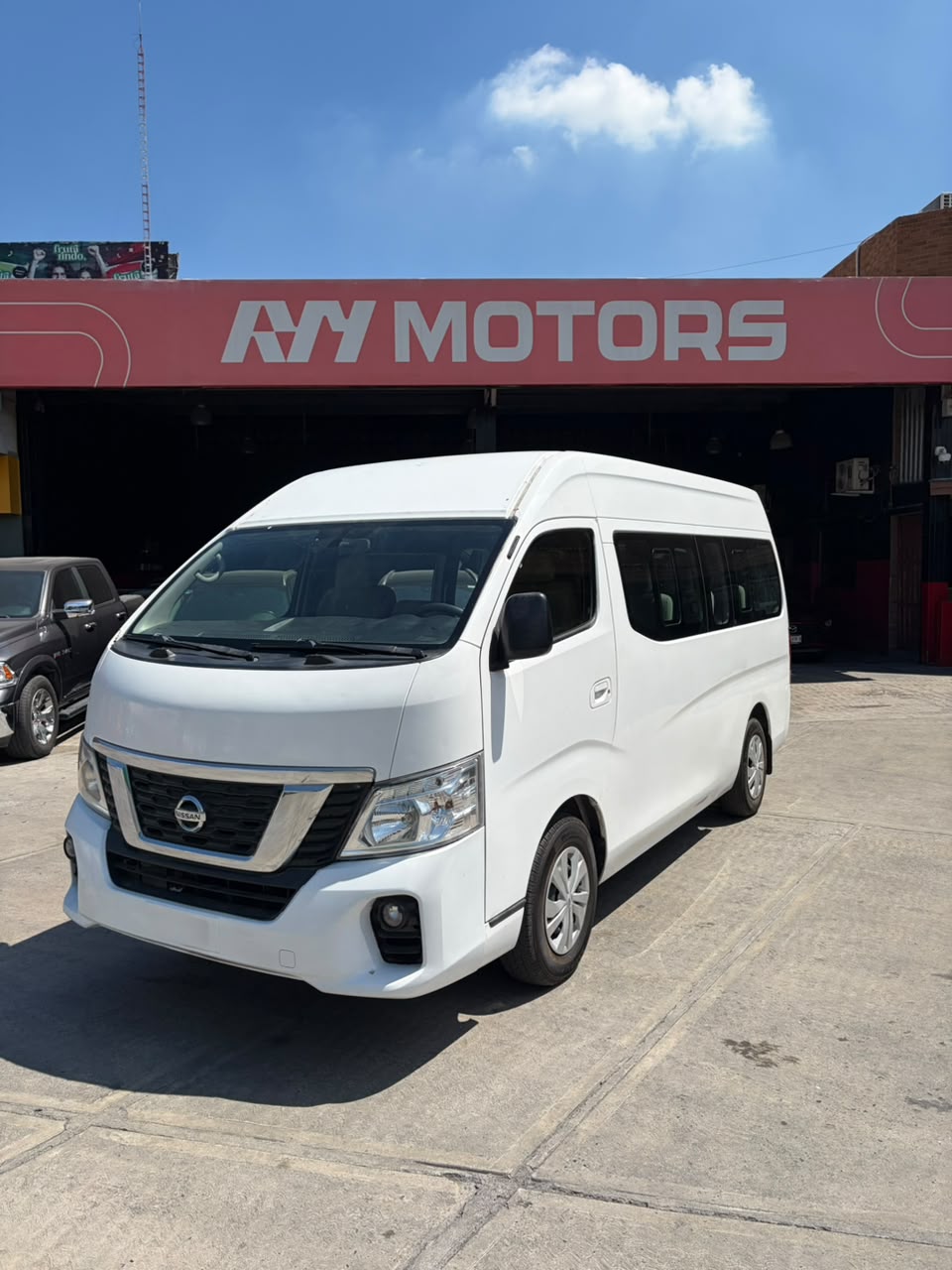 Nissan Urban